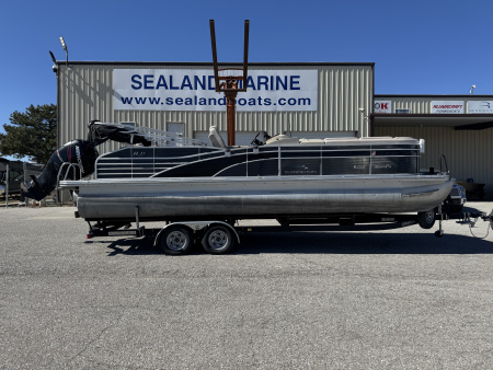 Used 2013 Bennington 2550 RC Pontoon Boat