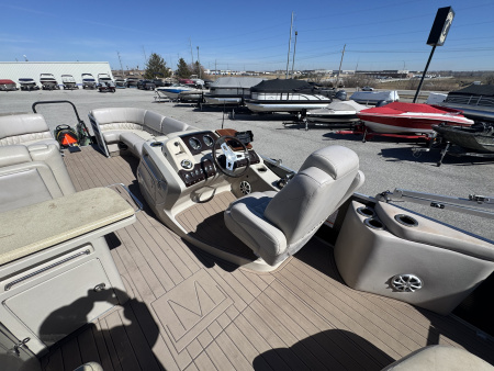 Used 2013 Bennington 2550 RC Pontoon Boat