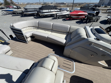 Used 2013 Bennington 2550 RC Pontoon Boat