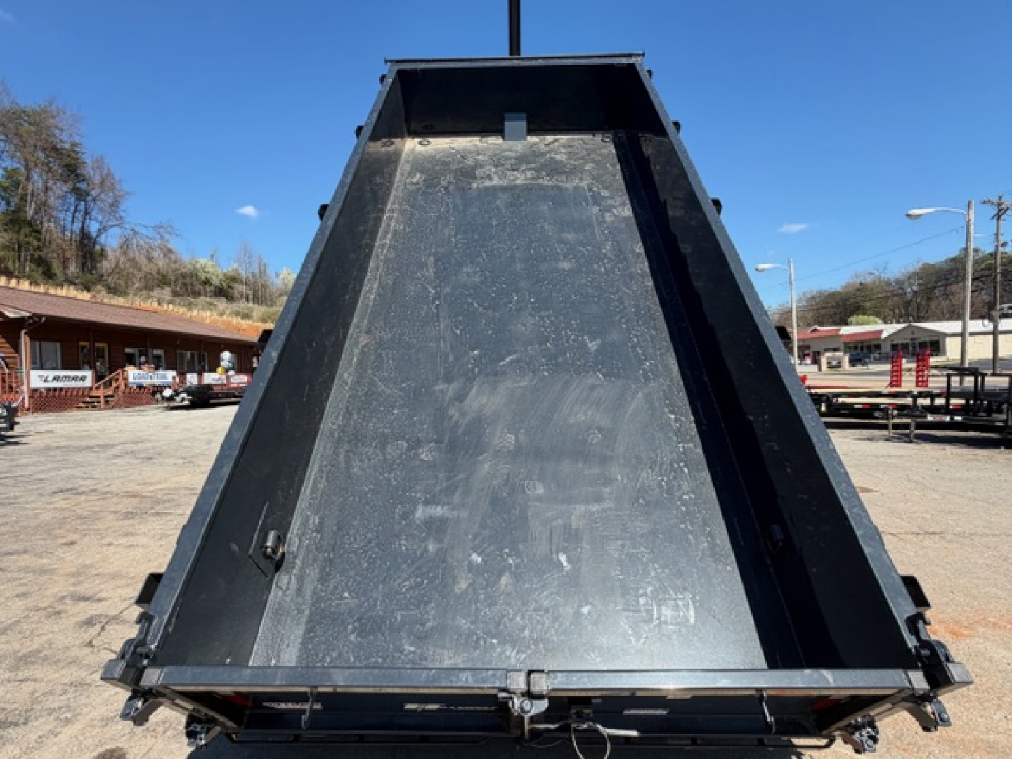 New Hillcrest Dump 7x16 21,000 GVWR 2' BP W/ HD Tube Ramps