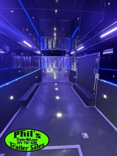 New Haulmark NEW 85X28 EDGE ENCLOSED CAR RACE TRAILER HAULER CARGO Car / Racing Trailer