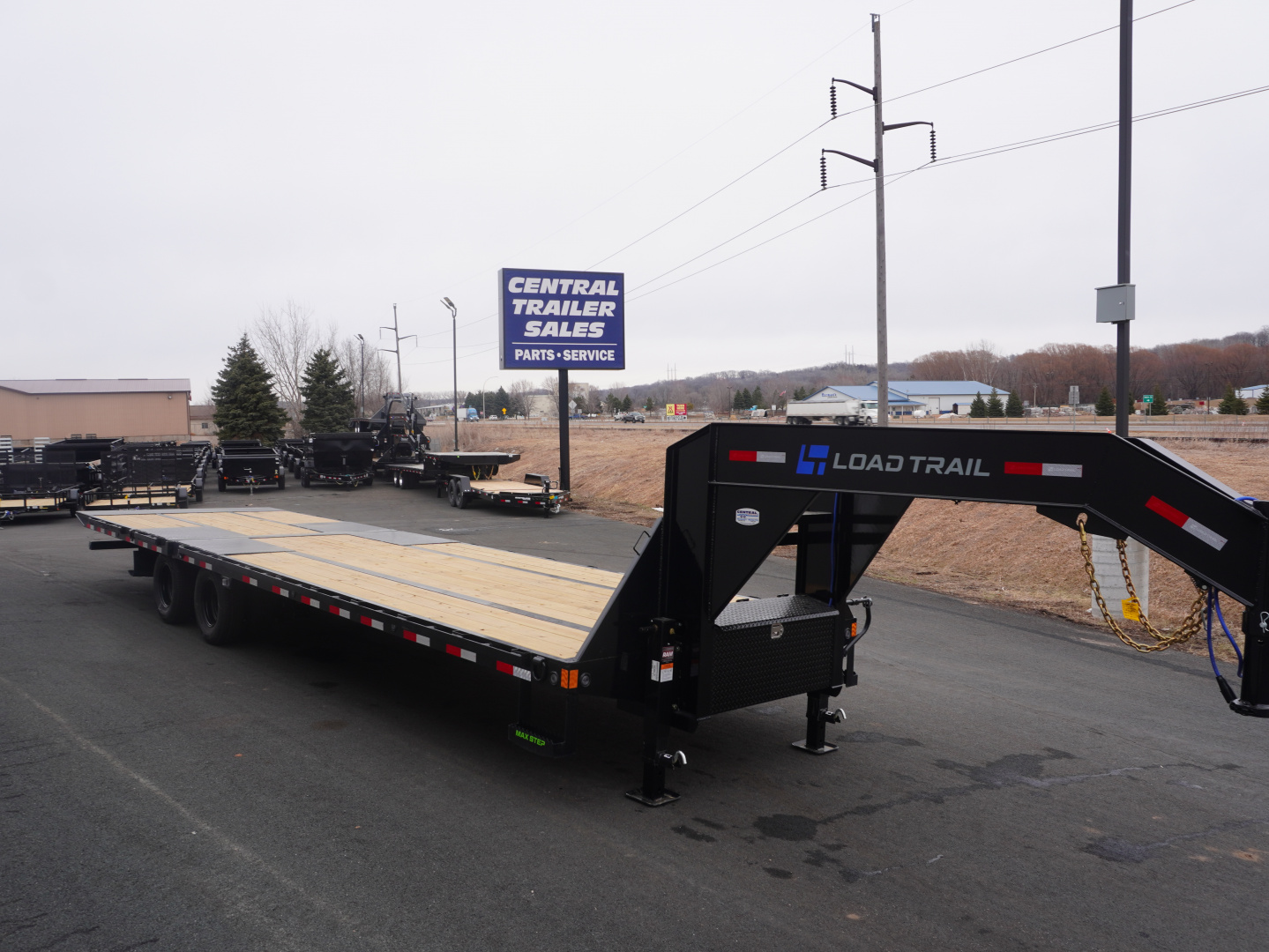 New 2026 Load Trail 102"x32' Low-Pro Gooseneck