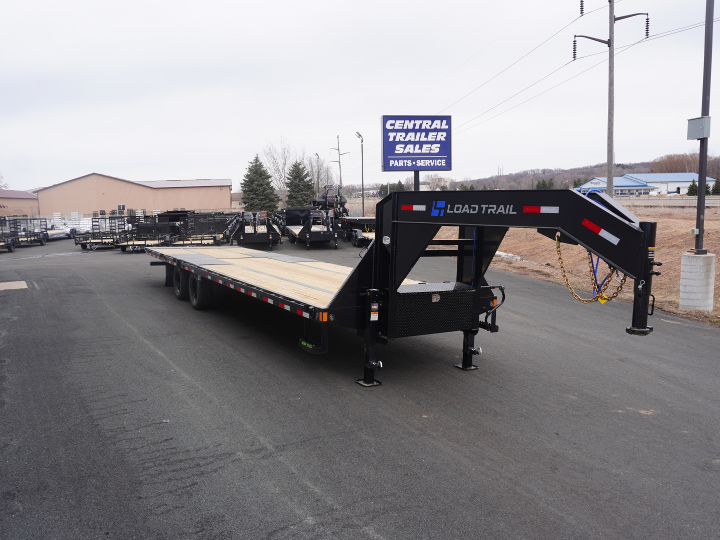 New 2026 Load Trail 102"x32' Low-Pro Gooseneck
