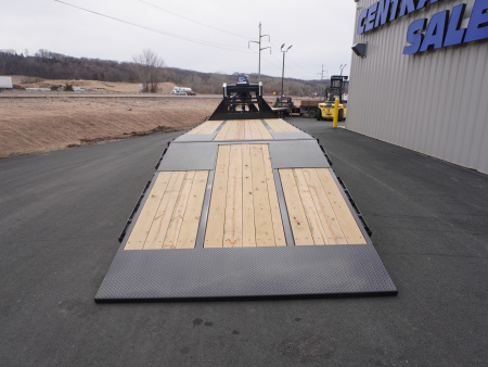 New 2026 Load Trail 102"x32' Low-Pro Gooseneck