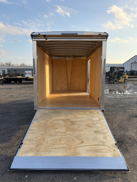 New !!!Scratch and Dent Special!!!2026 NEO TRAILERS NAV126SR (6' X 12') 2.9K V-Nose Cargo / Enclosed Trailer