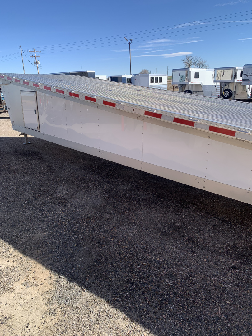 Used 2020 Featherlite Trailers 3150-8653 Car Hauler