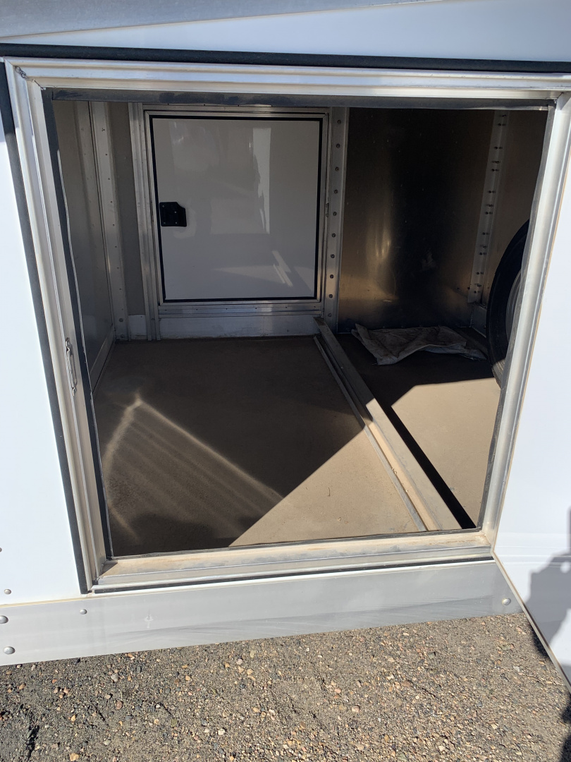 Used 2020 Featherlite Trailers 3150-8653 Car Hauler