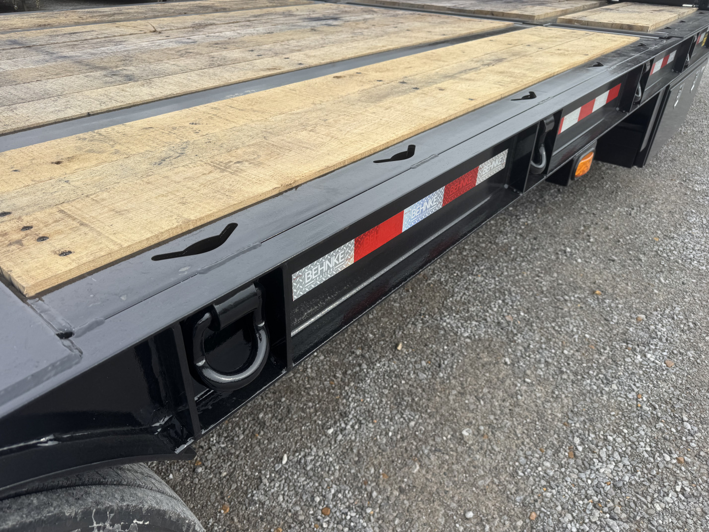 New 2026 Behnke 9.5'X38' 40 Ton Step Deck AIR RAMPS