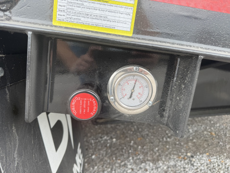 New 2026 Behnke 9.5'X38' 40 Ton Step Deck AIR RAMPS