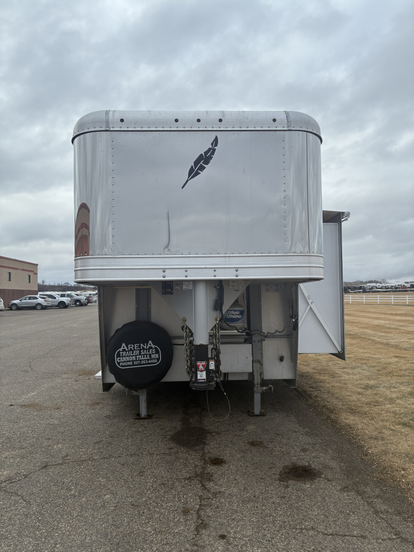 Used 2015 Featherlite Trailers 2H LQ Horse Trailer