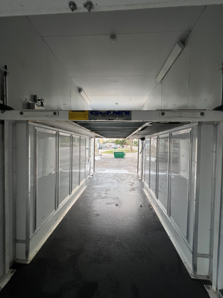 Used 2014 Team Spirit 30' Stacker Trailer