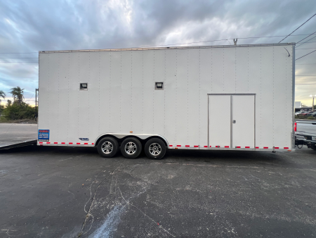 Used 2014 Team Spirit 30' Stacker Trailer