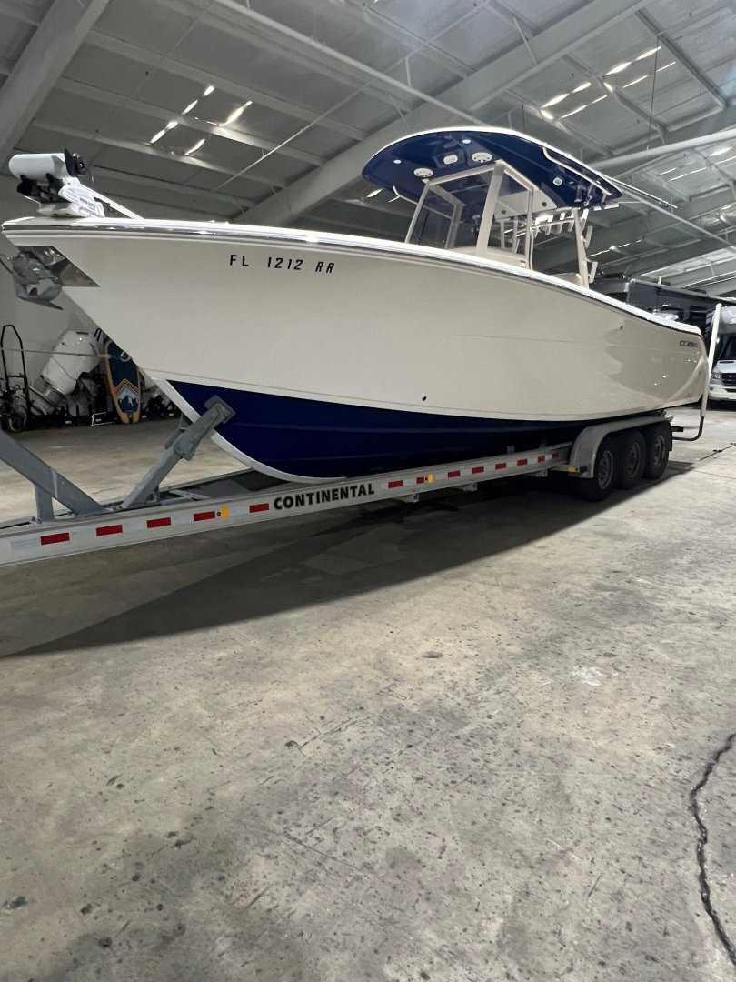 Used 🔥 2018 COBIA 301 CENTER CONSOLE – LOADED! 🔥
