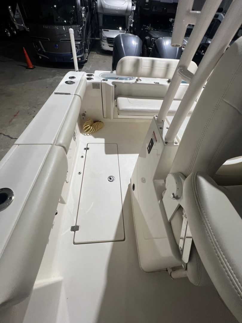 Used 🔥 2018 COBIA 301 CENTER CONSOLE – LOADED! 🔥