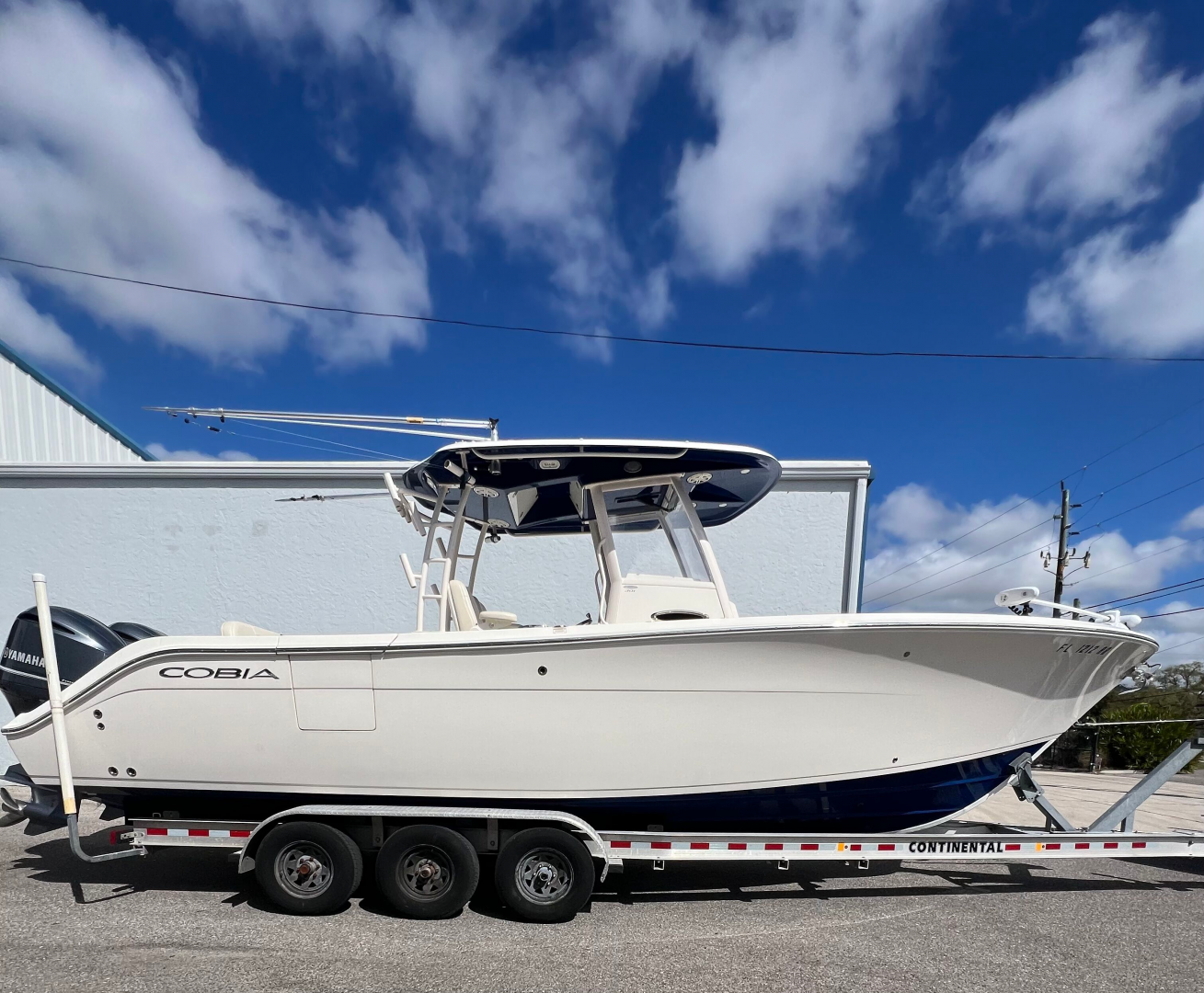Used 🔥 2018 COBIA 301 CENTER CONSOLE – LOADED! 🔥