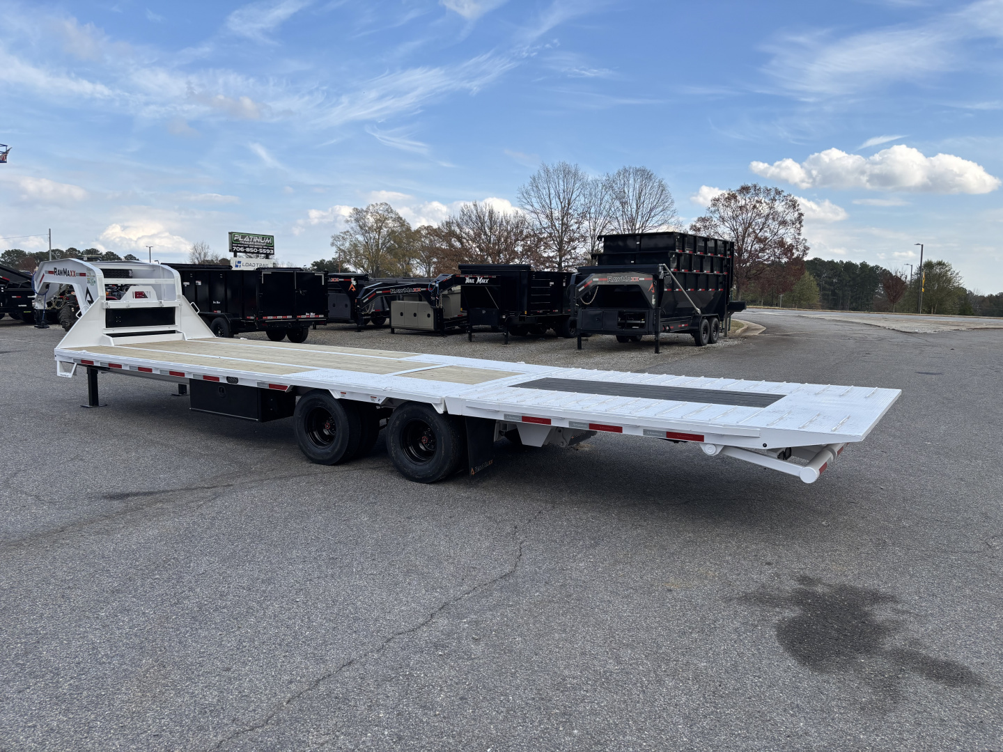 New 2026 RawMaxx HTX 102X32 GOOSENECK HYDRAULIC DISC BRAKE 11' HYDRAULIC DOVE/JACKS 24K GVWR