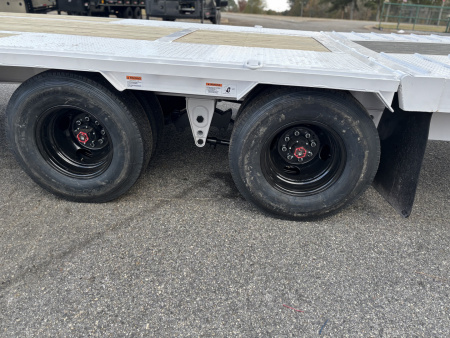 New 2026 RawMaxx HTX 102X32 GOOSENECK HYDRAULIC DISC BRAKE 11' HYDRAULIC DOVE/JACKS 24K GVWR