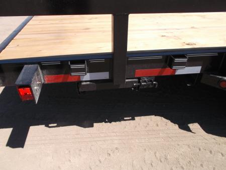 New 2026 Longhorn Trailers 83x20 Gooseneck 14K Utility Trailer / Lowboy Trailer / 7000# Axles / 3" Square Tubing / 5ft Heavy Duty Stow Away Ramps / LED Lights