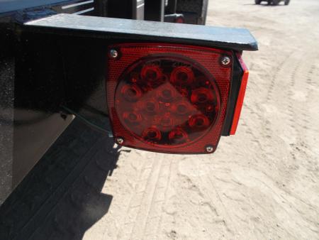 New 2026 Longhorn Trailers 83x20 Gooseneck 14K Utility Trailer / Lowboy Trailer / 7000# Axles / 3" Square Tubing / 5ft Heavy Duty Stow Away Ramps / LED Lights