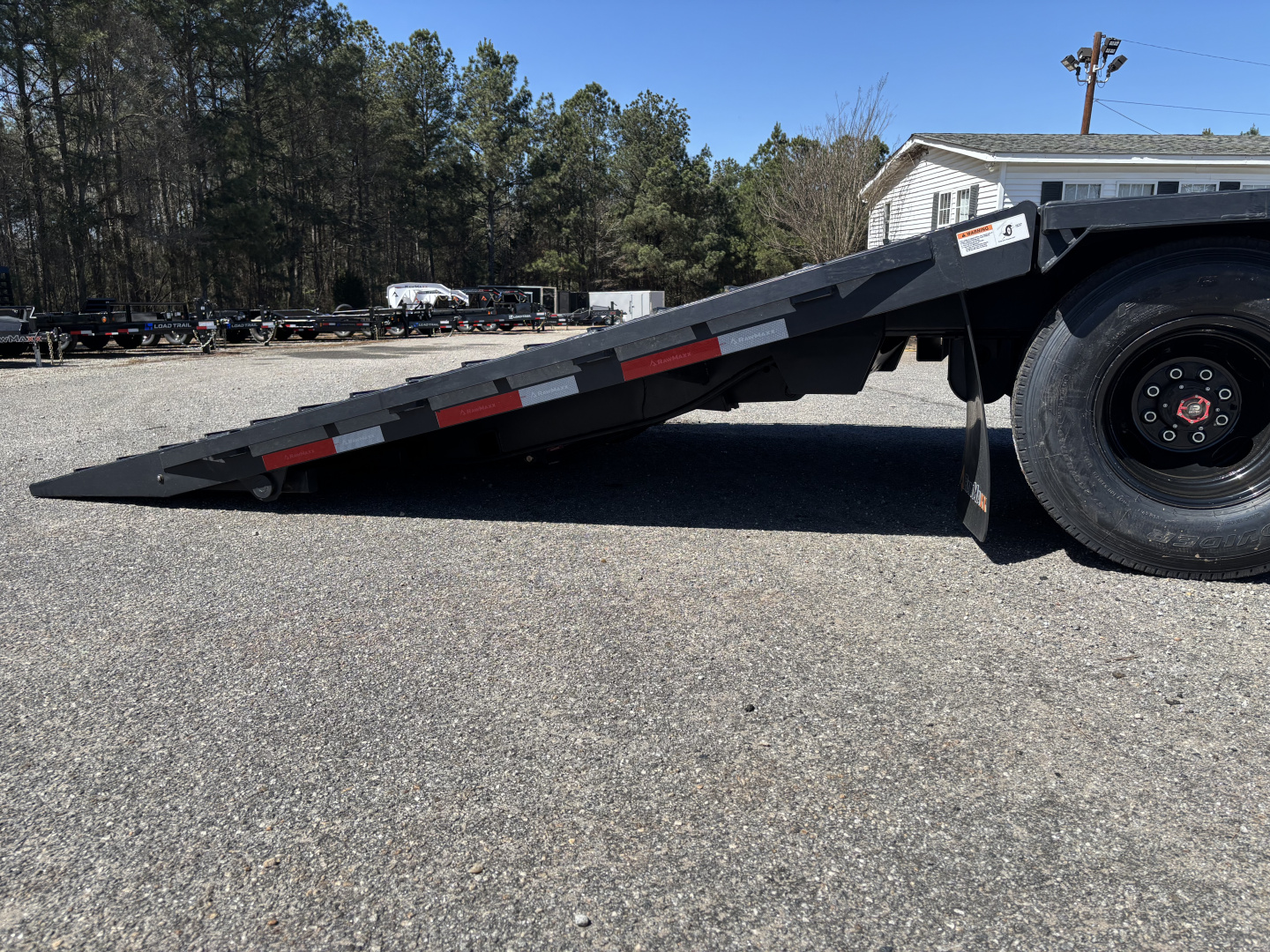 New 2026 RawMaxx HTX 102X32 GOOSENECK HYDRAULIC DISC BRAKE 11' HYDRAULIC DOVE/JACKS 24K GVWR