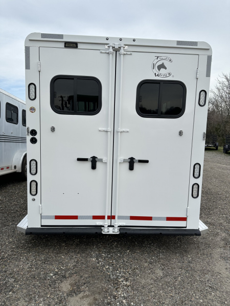 New 2026 Trails West CLASSIC GN 4H Horse Trailer Warm Blood Slant Load
