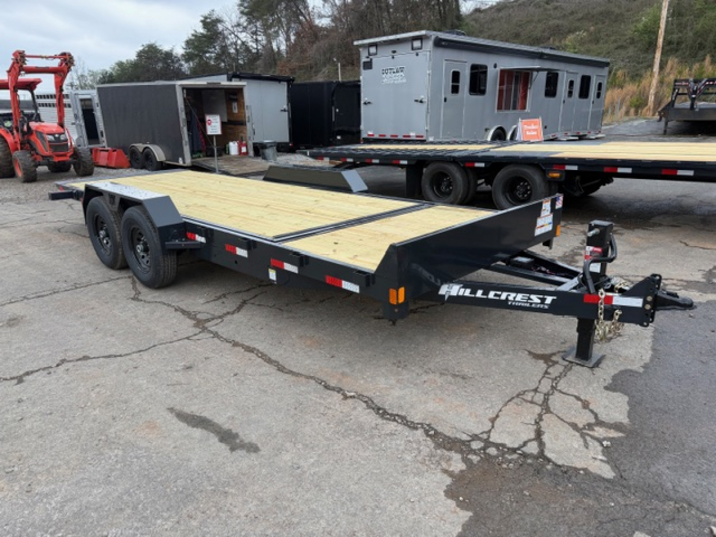 New Hillcrest Equipment 16+4 14k Tilt