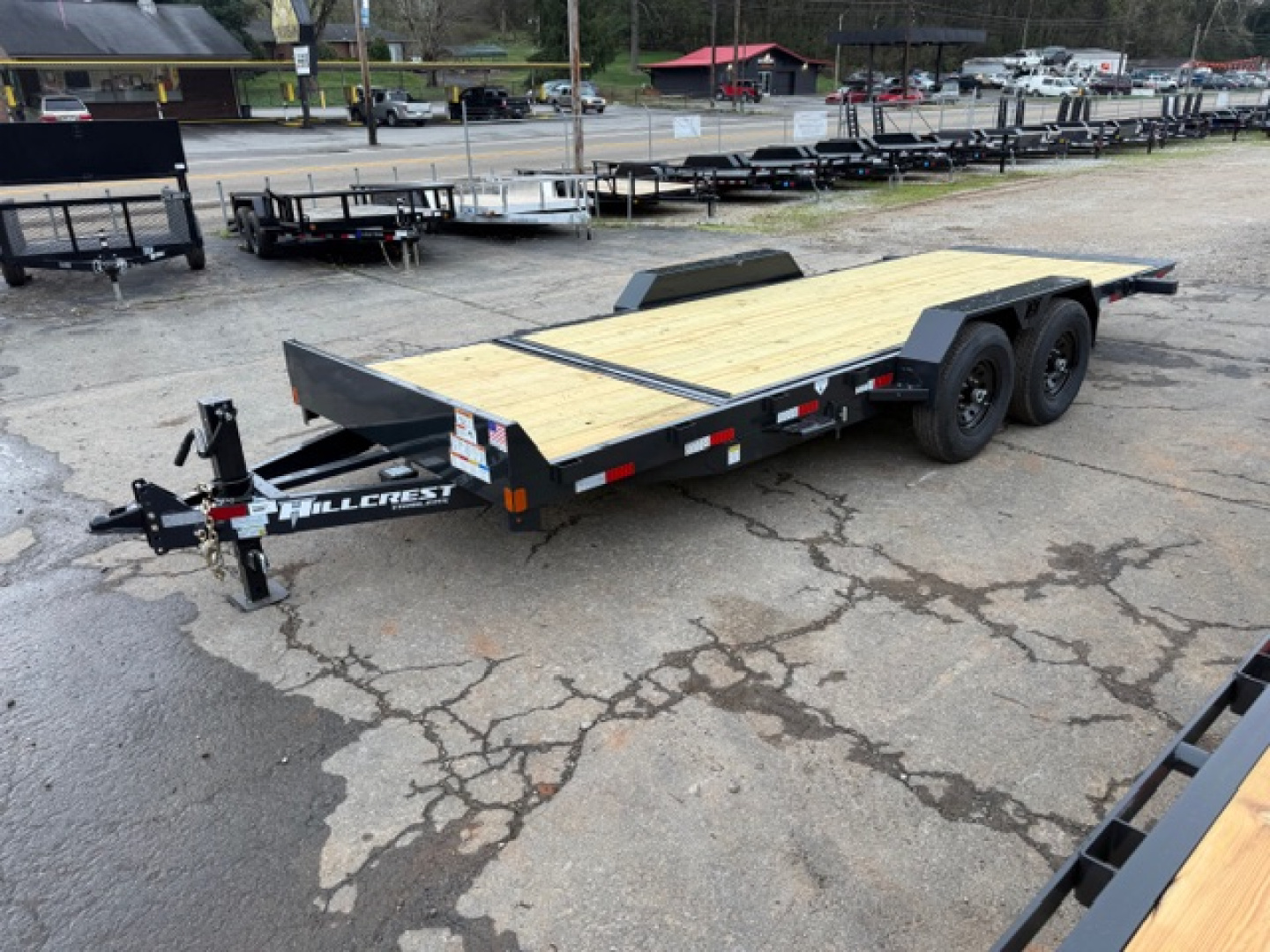 New Hillcrest Equipment 16+4 14k Tilt