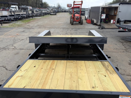 New Hillcrest Equipment 16+4 14k Tilt