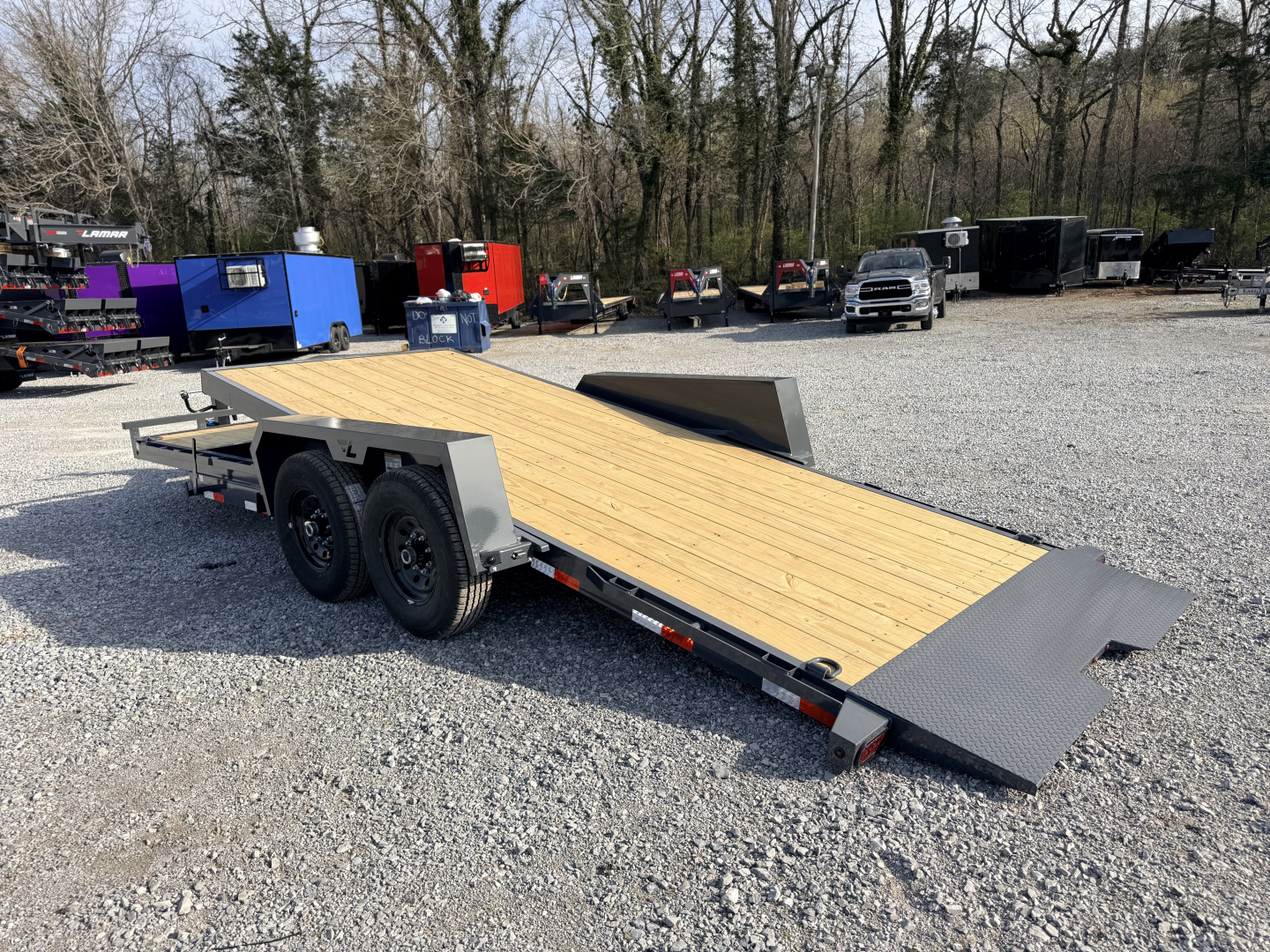 New 2026 Lamar Trailers 7X20 GRAVITY TILT 14K GVWR Equipment Trailer