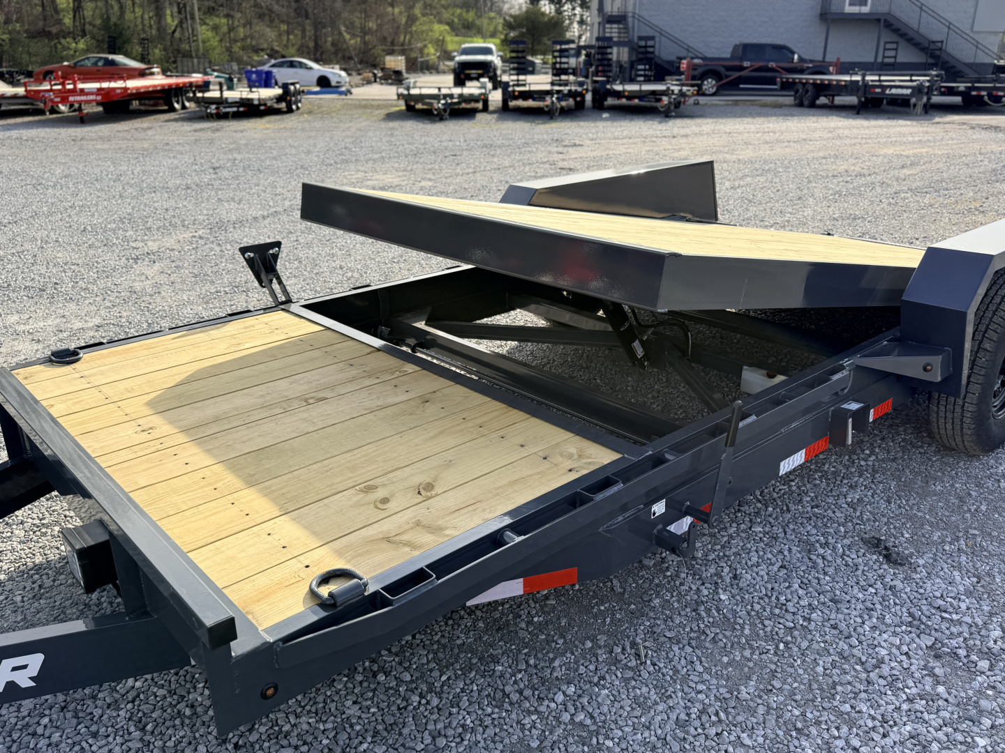 New 2026 Lamar Trailers 7X20 GRAVITY TILT 14K GVWR Equipment Trailer