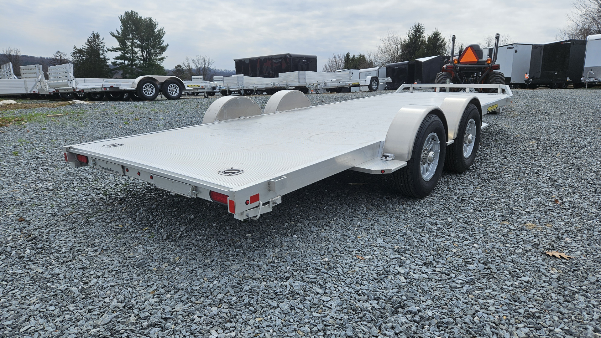 New 2027 Aluma 82X20TA Car / Racing Trailer