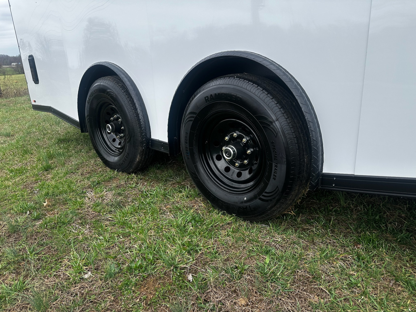 New 2026 Luxe 8.5x20 Car Hauler 5200 lb torsions White poly-Blackout- Enclosed Car Hauler