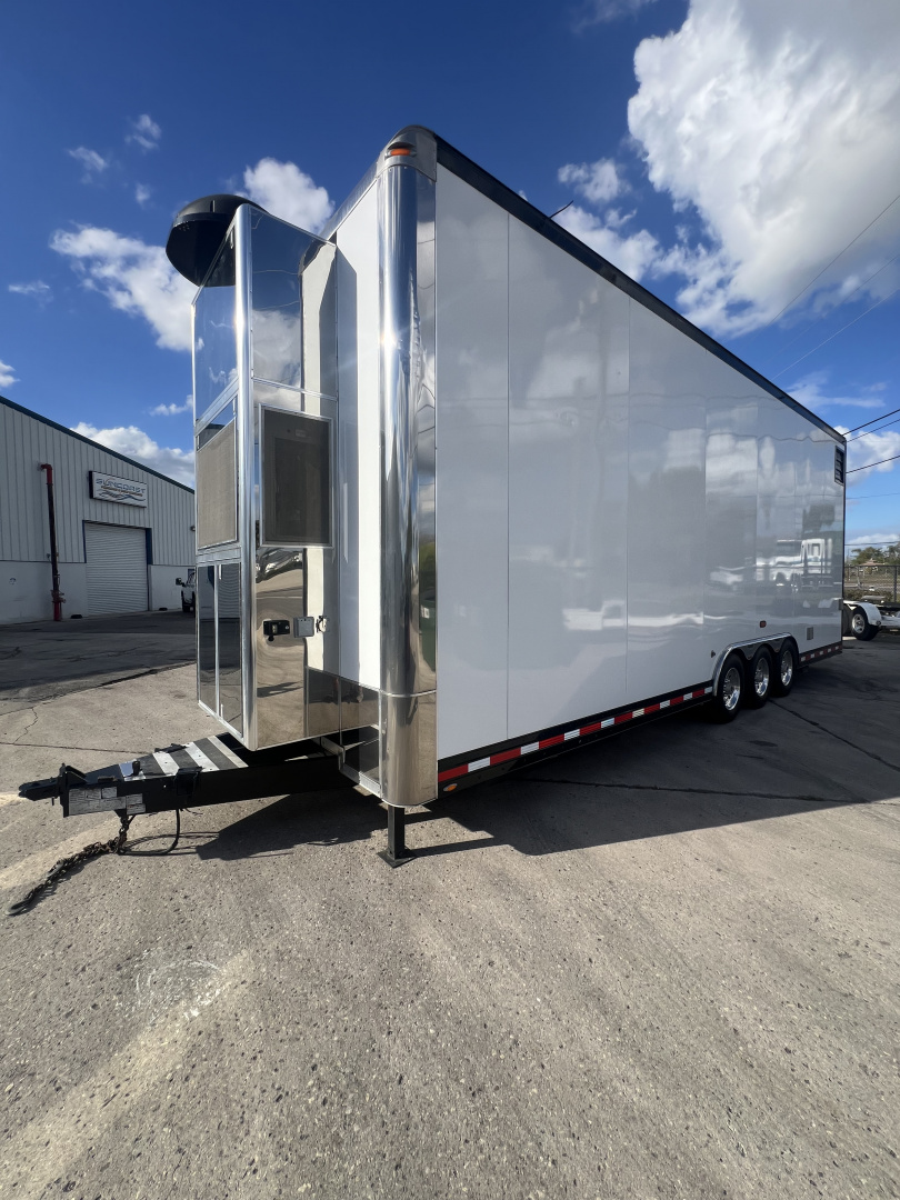 Used 2012 T&E 30' Stacker Trailer