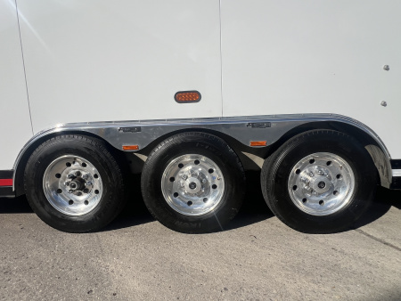 Used 2012 T&E 30' Stacker Trailer