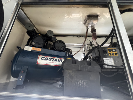 Used 2012 T&E 30' Stacker Trailer