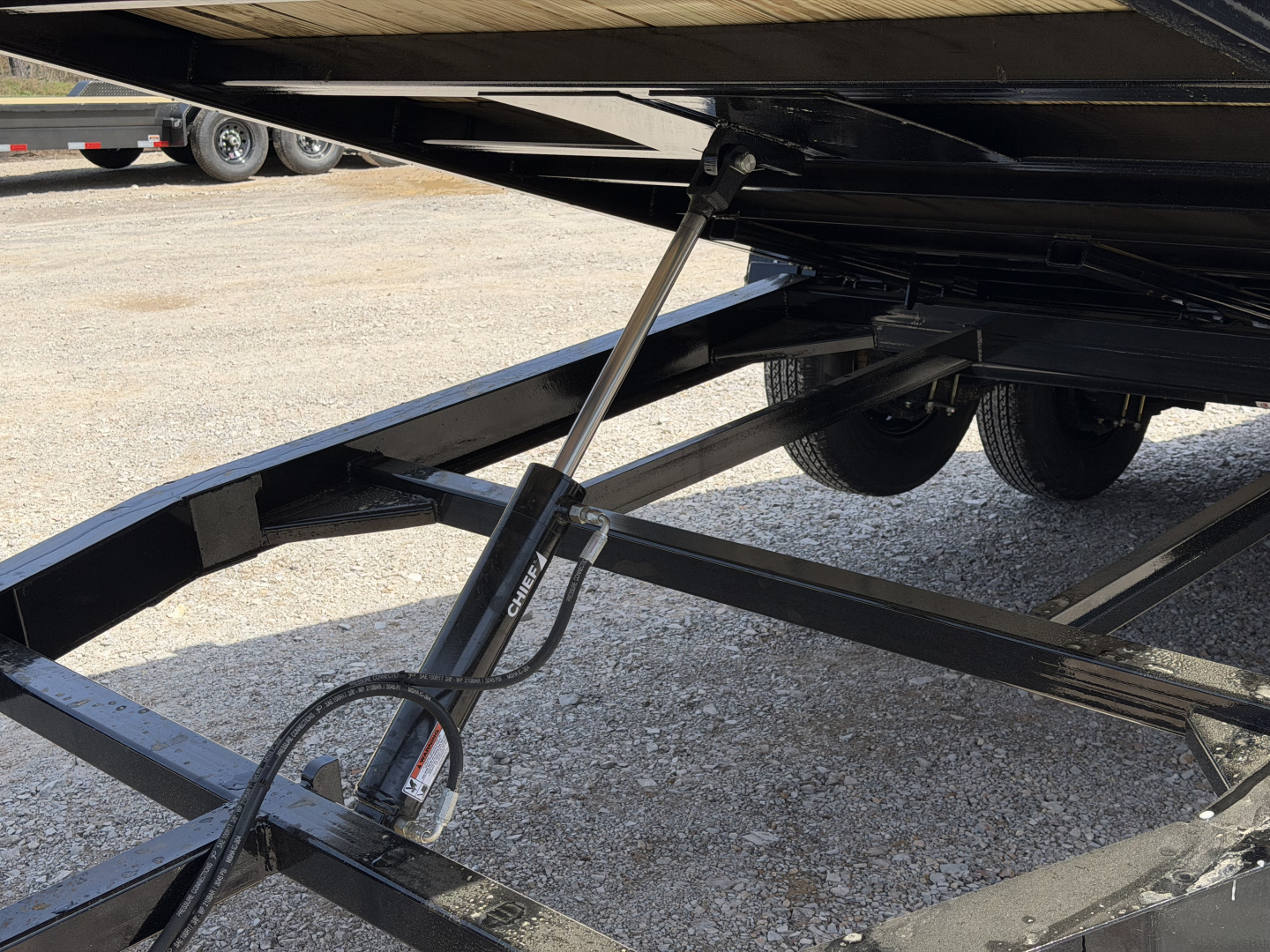 New 2026 Load Trail 83X22 14K TM WIRELESS REMOTE WINCH PLATE 6" I BEAM FRAME Tilt Trailer
