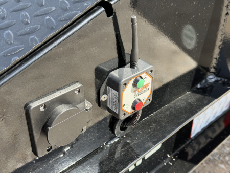 New 2026 Load Trail 83X22 14K TM WIRELESS REMOTE WINCH PLATE 6" I BEAM FRAME Tilt Trailer