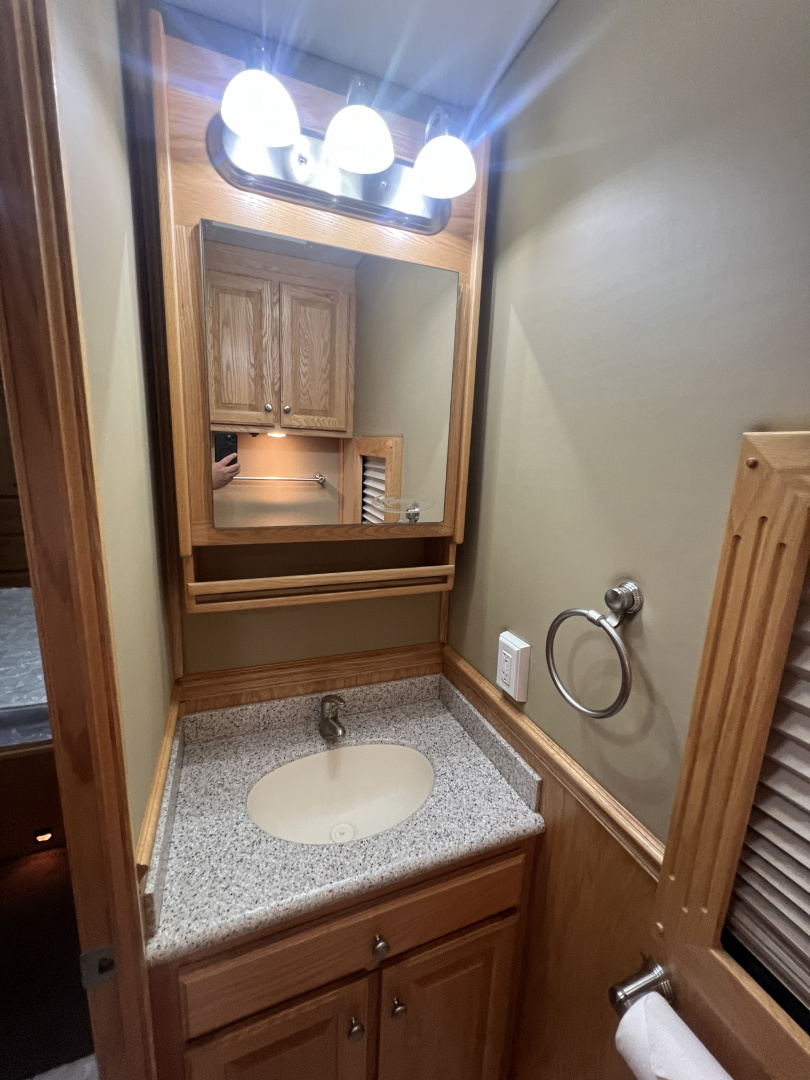Used 🚨 2008 Renegade 45' Motorcoach – PRE DEF Detroit! 🚨