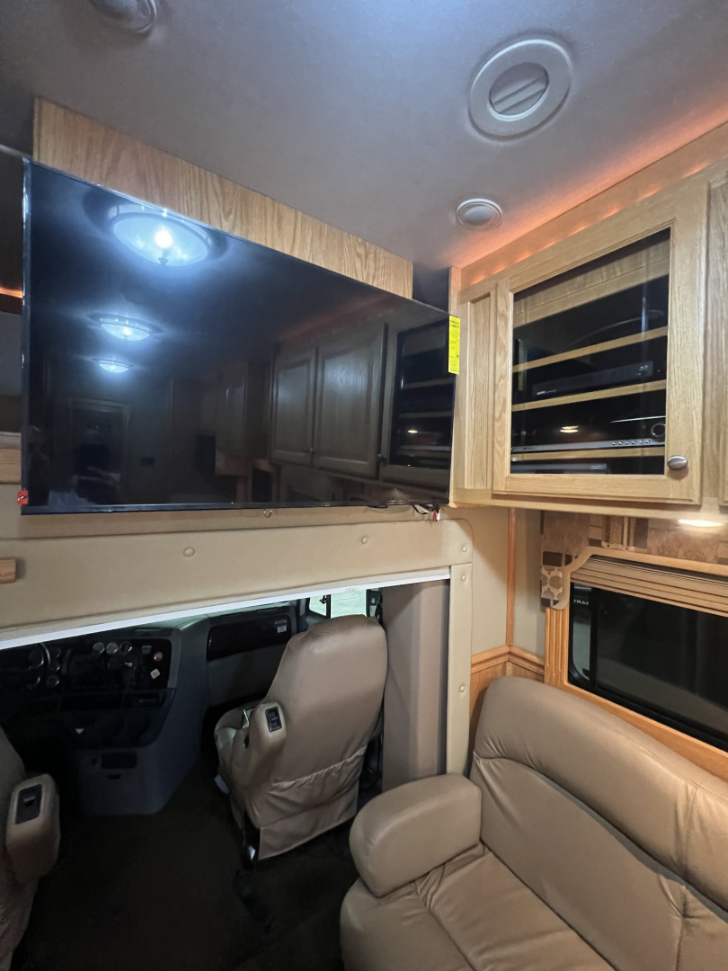 Used 🚨 2008 Renegade 45' Motorcoach – PRE DEF Detroit! 🚨