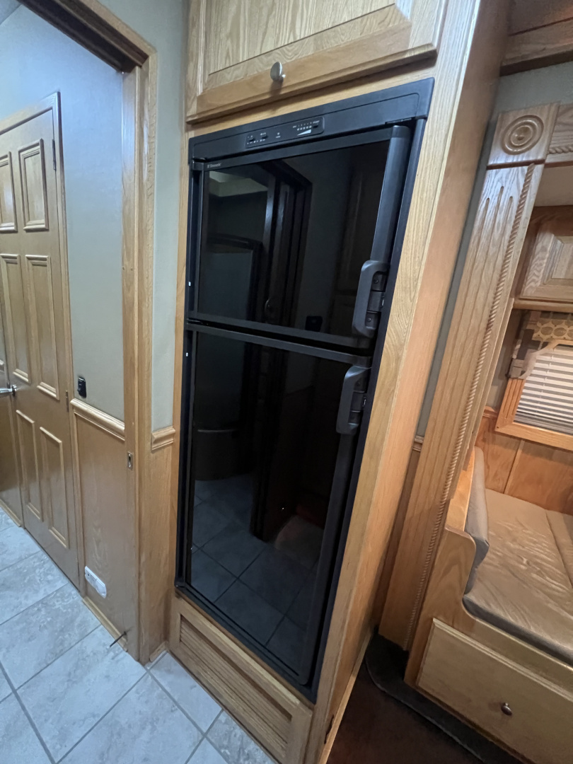 Used 🚨 2008 Renegade 45' Motorcoach – PRE DEF Detroit! 🚨