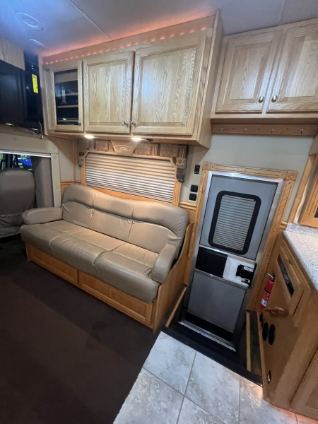 Used 🚨 2008 Renegade 45' Motorcoach – PRE DEF Detroit! 🚨