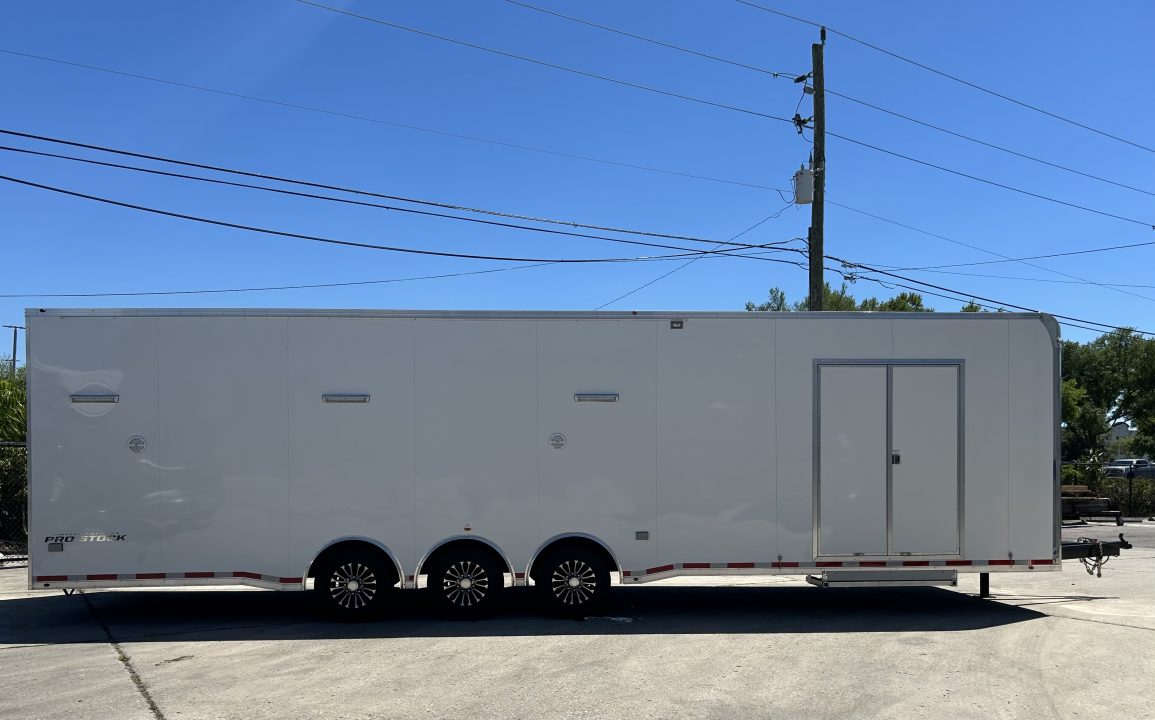 New 2026 Vintage 34’ Tag Race Trailer