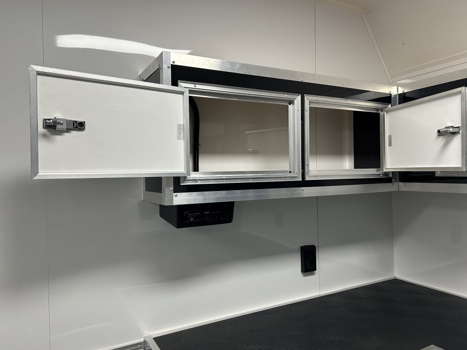 New 2026 Vintage 34’ Tag Race Trailer