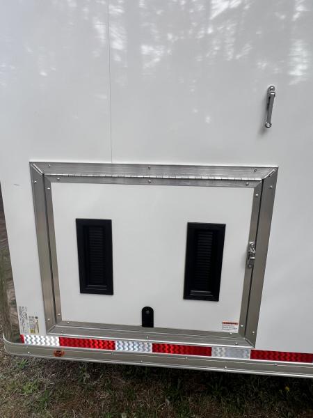 New 2026 Vintage 34’ Tag Race Trailer