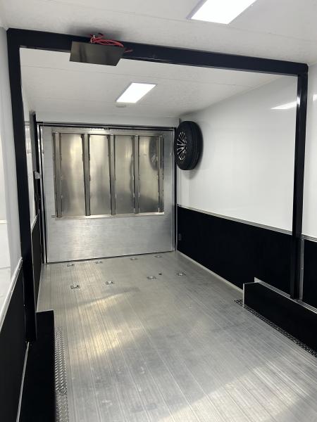 New 2026 Vintage 34’ Tag Race Trailer