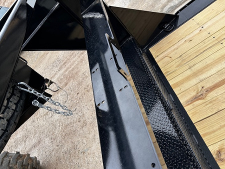 New 2026 MAXXD G6X 102"x24' Gravity tilt Gooseneck Drive-over fenders Equipment Trailer