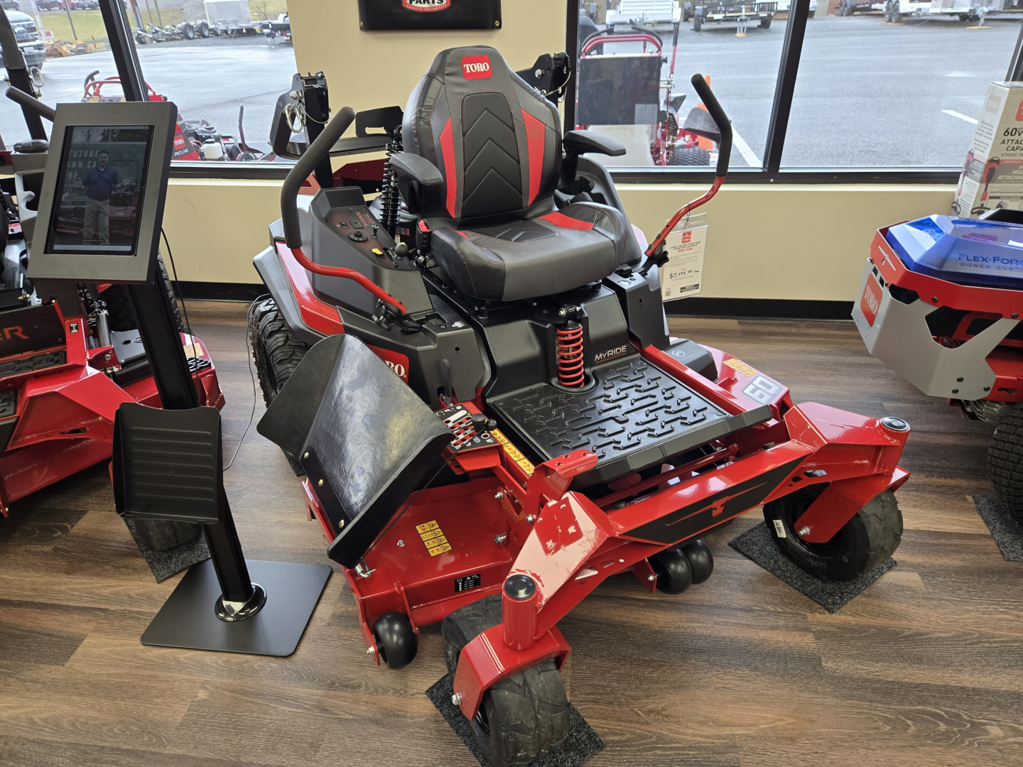 New Toro 60" TITAN MAX MyRide (76609) Zero Turn Lawn Mower w/ 24hp Kawasaki