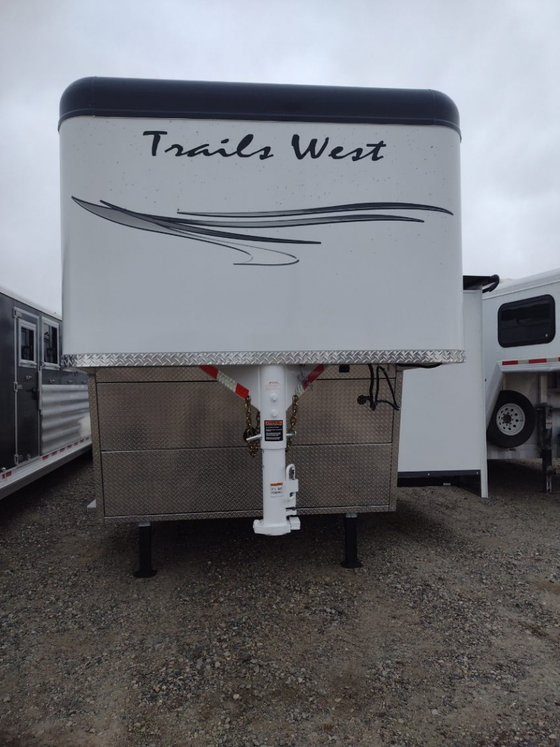 New 2026 Trails West Living Quarter 4 Horse Trailer