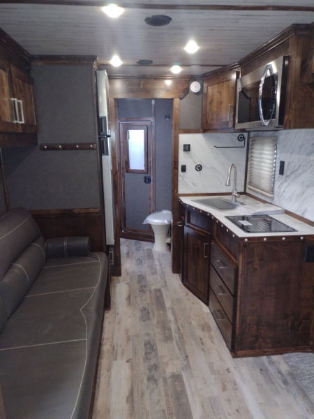 New 2026 Trails West Living Quarter 4 Horse Trailer