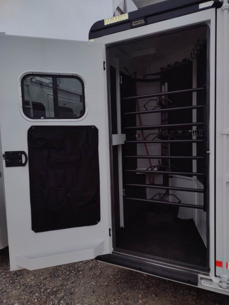 New 2026 Trails West Living Quarter 4 Horse Trailer